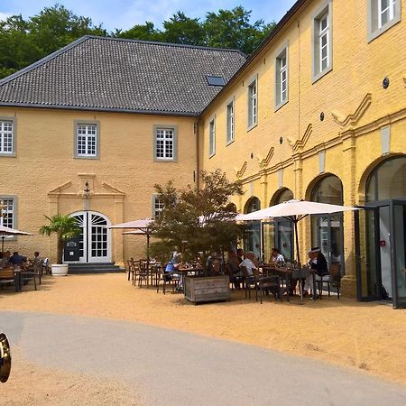 Hotel Schloss Dyck Jüchen Exteriör bild