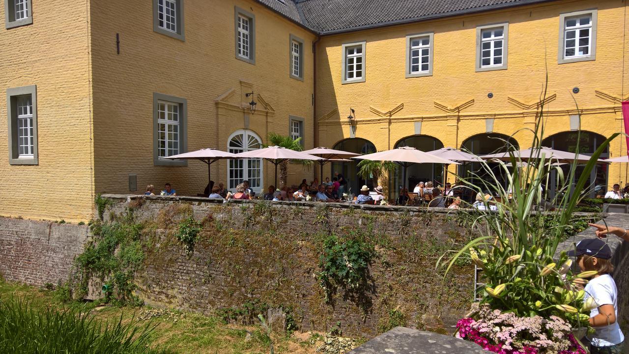Hotel Schloss Dyck Jüchen Exteriör bild